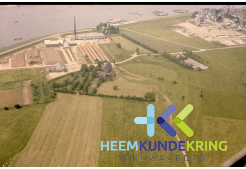 Spijk Luchtfoto steenfabriek Daams Coll. G.B.Janssen